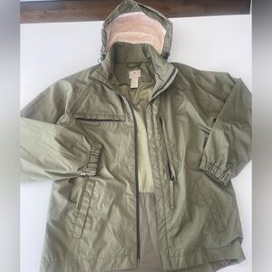 Beretta green outdoor jacket zip-able hood